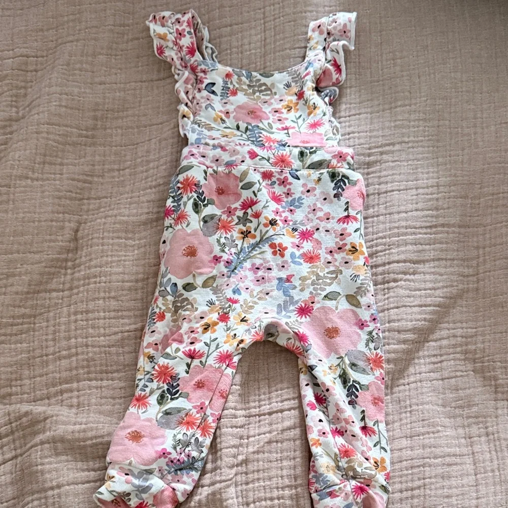 Little sleepies fall floral overalls - Picture 1 of 2